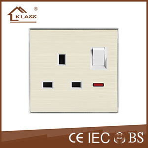 13A switched socket with neon KB9-017