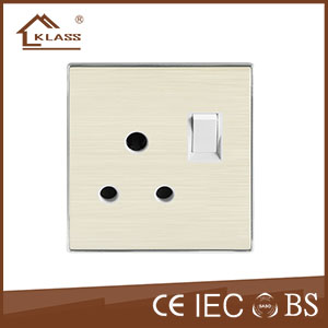 15A switched socket KB9-018