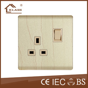 13A switched socket KL4-016