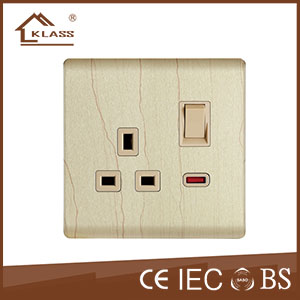 13A switched socket with neon KL4-017