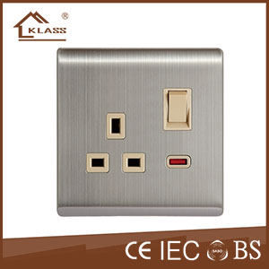 13A switched socket with neon KL5-017
