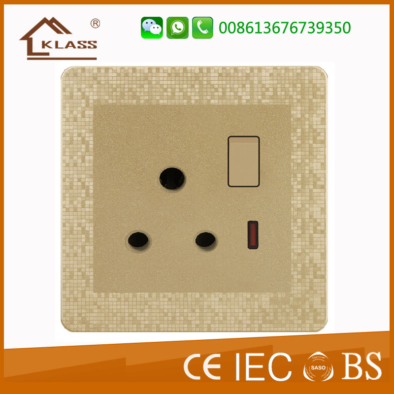 15A SWITCHED SOCKET WITH NEON