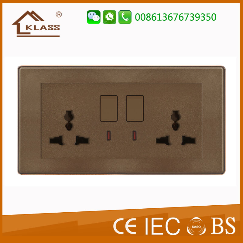 DOUBLE SWITCHED SOCKET WITH NEON
