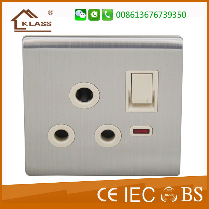 15A switched socket with neon KB7-019